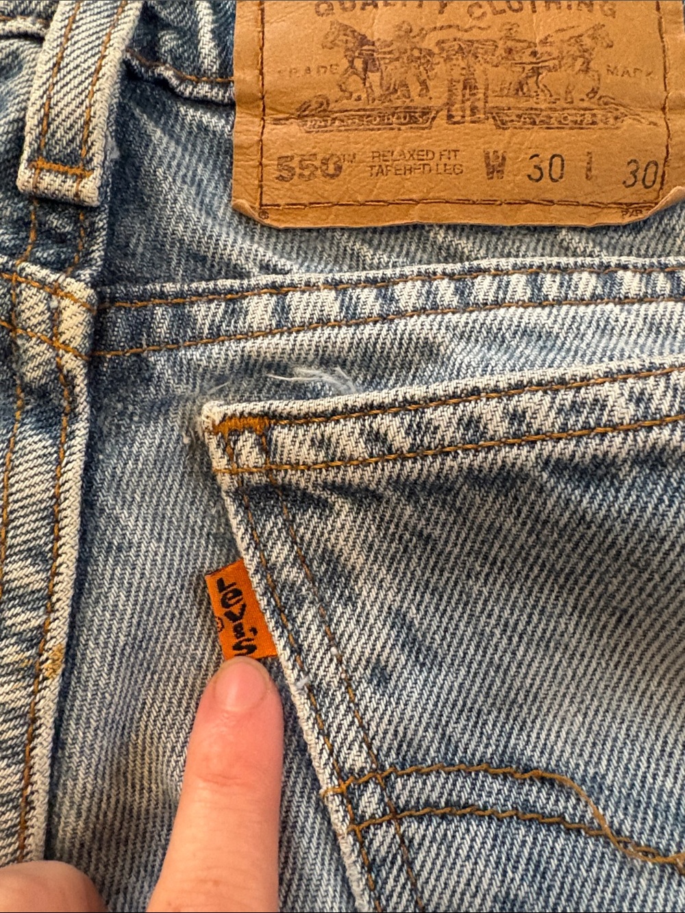Levi’s 550- Relaxed fit Tapered Leg Denim Jeans - 100% Cotton